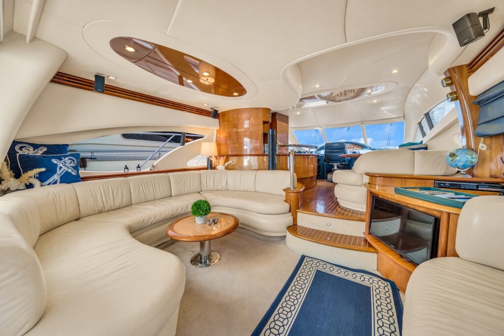 62' Azimut -9