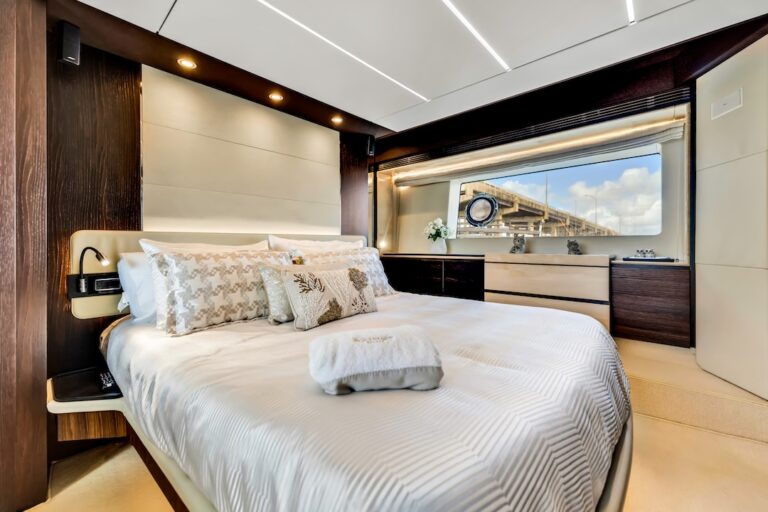 72' Azimut 'Mancusa' - Interior -_